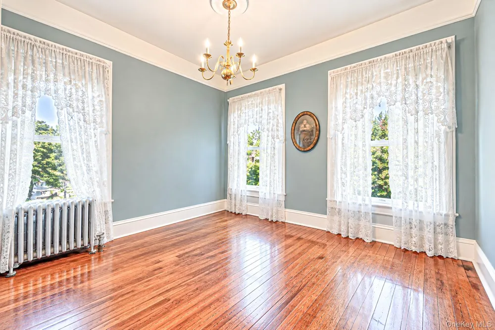 436 Bay Avenue East Patchogue, NY 11772