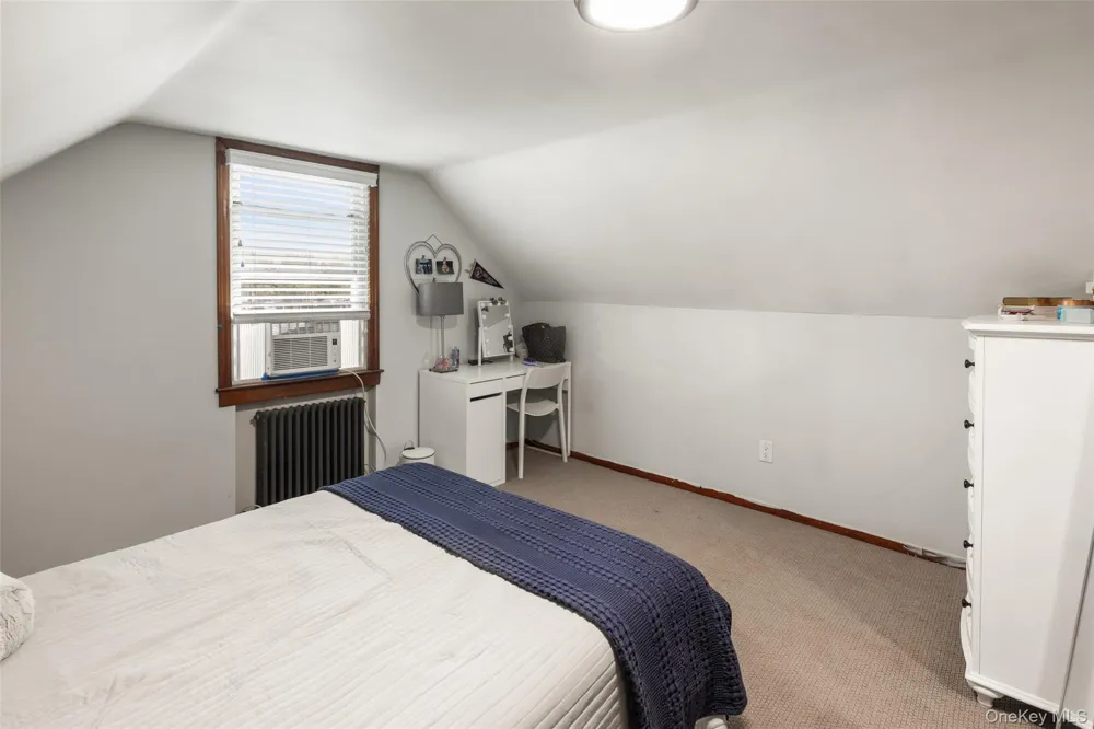 5 Marvin Avenue Hicksville, NY 11801