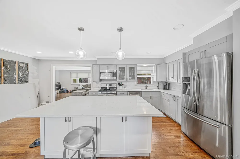 6 Otsego Place Commack, NY 11725