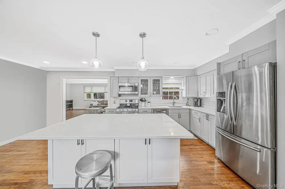 6 Otsego Place Commack, NY 11725