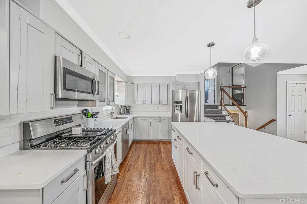 6 Otsego Place Commack, NY 11725