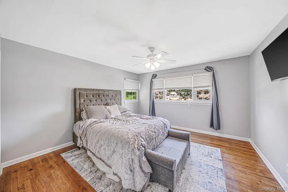 6 Otsego Place Commack, NY 11725