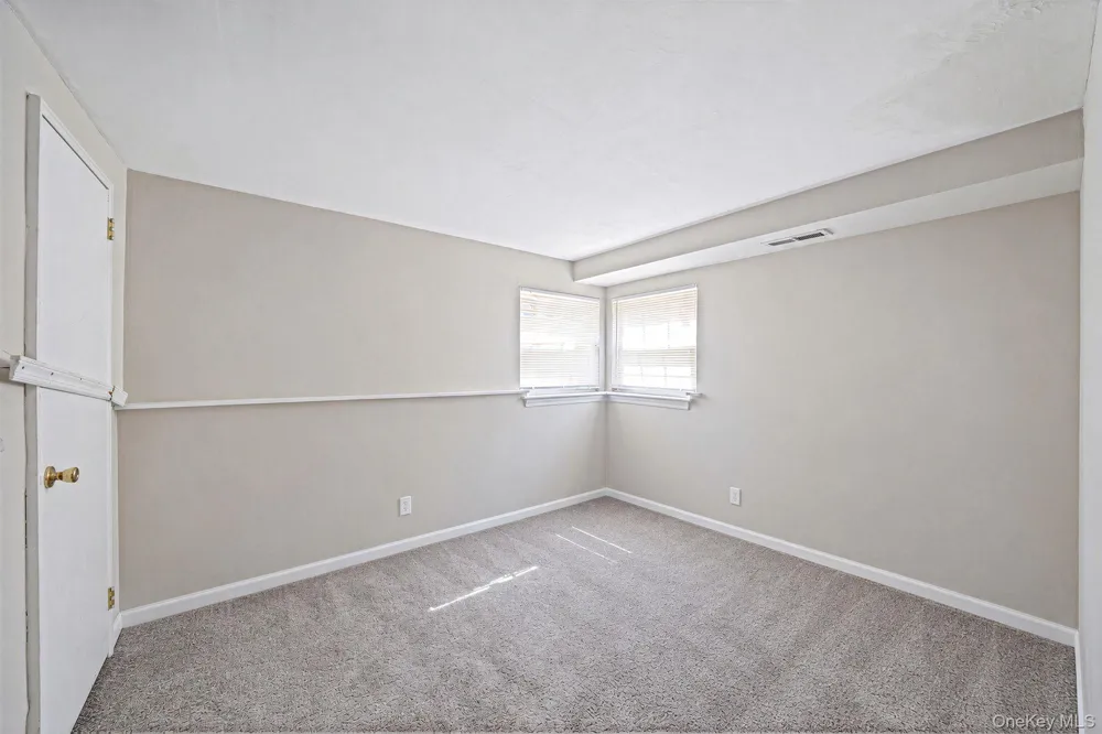 6 Otsego Place Commack, NY 11725