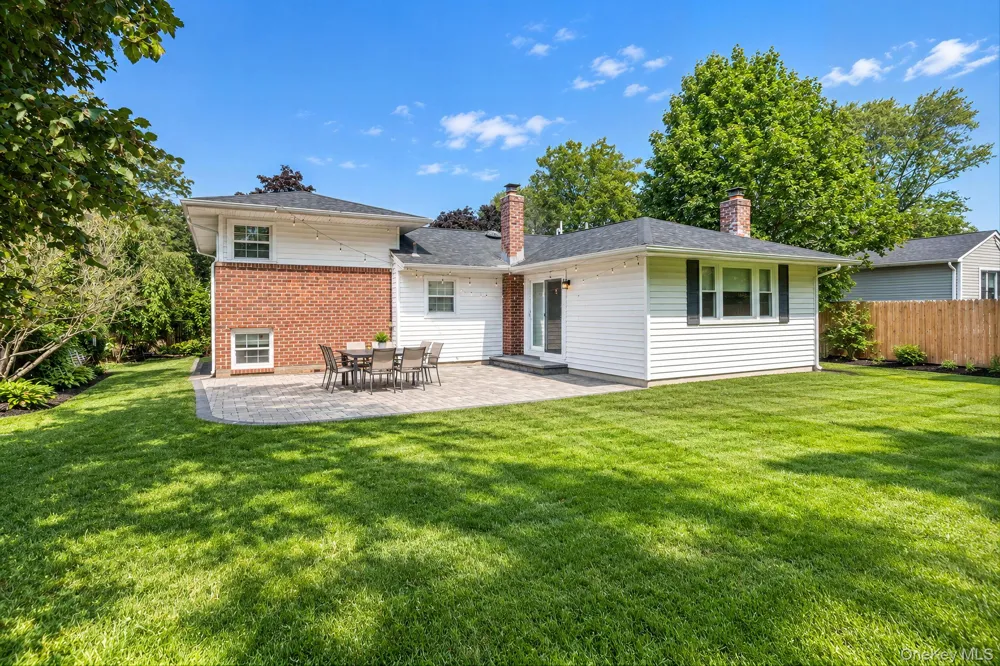 6 Otsego Place Commack, NY 11725