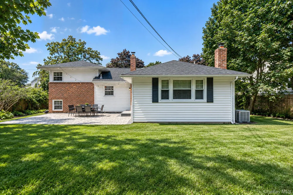 6 Otsego Place Commack, NY 11725