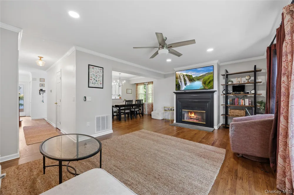 55 Mill Plain Road #12-1 Danbury, CT 06811