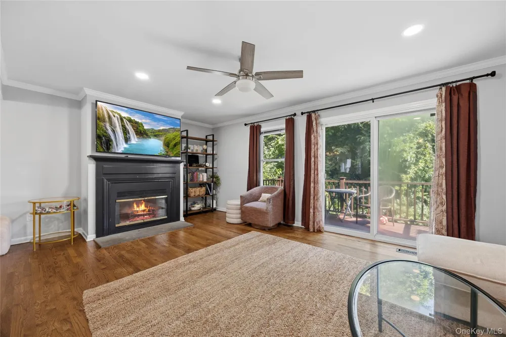 55 Mill Plain Road #12-1 Danbury, CT 06811