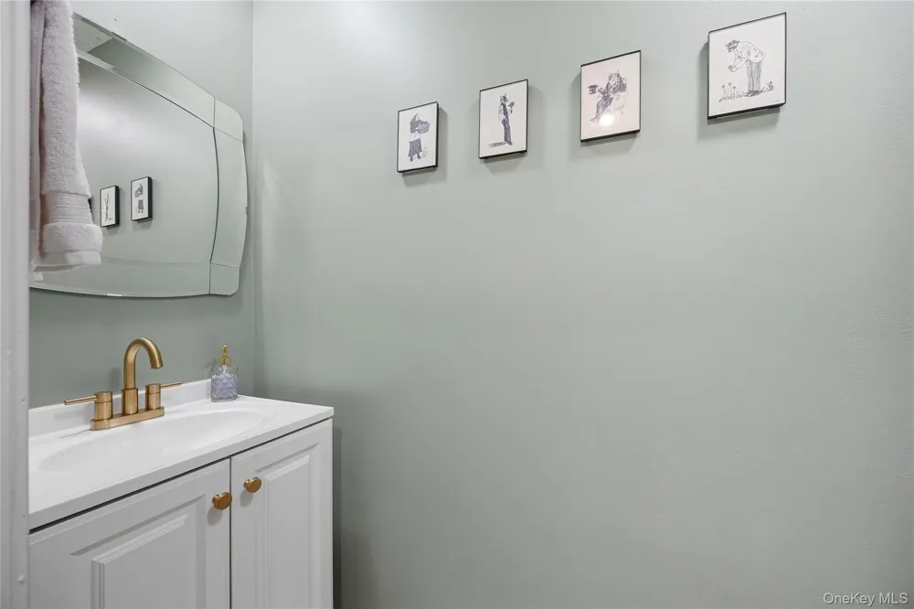 55 Mill Plain Road #12-1 Danbury, CT 06811