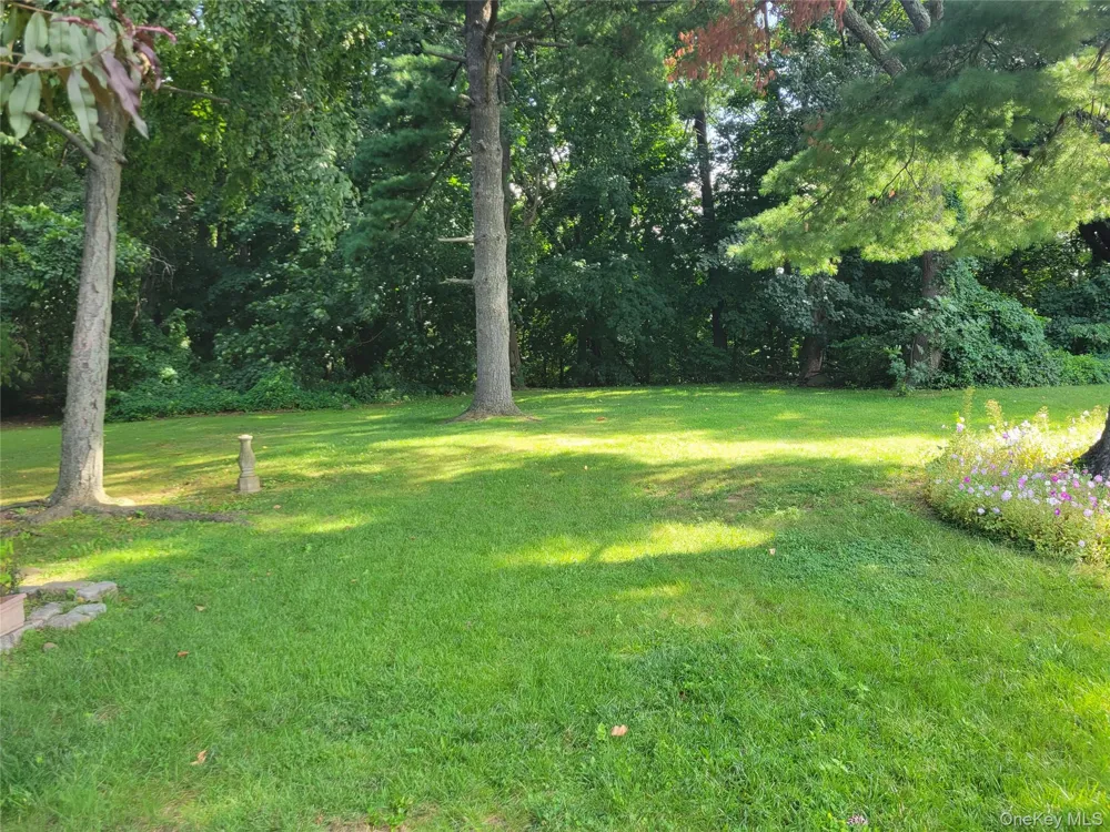 56-21 E Hampton Boulevard Bayside, NY 11364