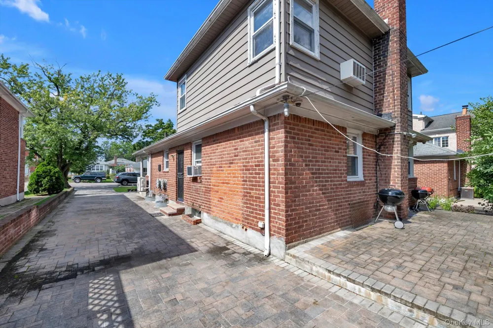 56-21 E Hampton Boulevard Bayside, NY 11364