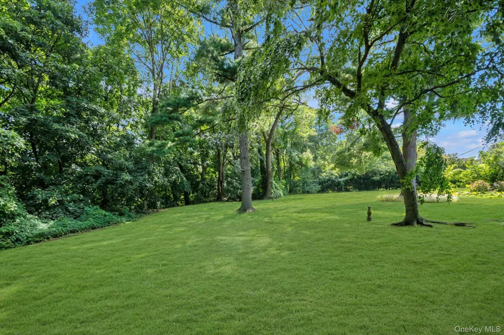 56-21 E Hampton Boulevard Bayside, NY 11364