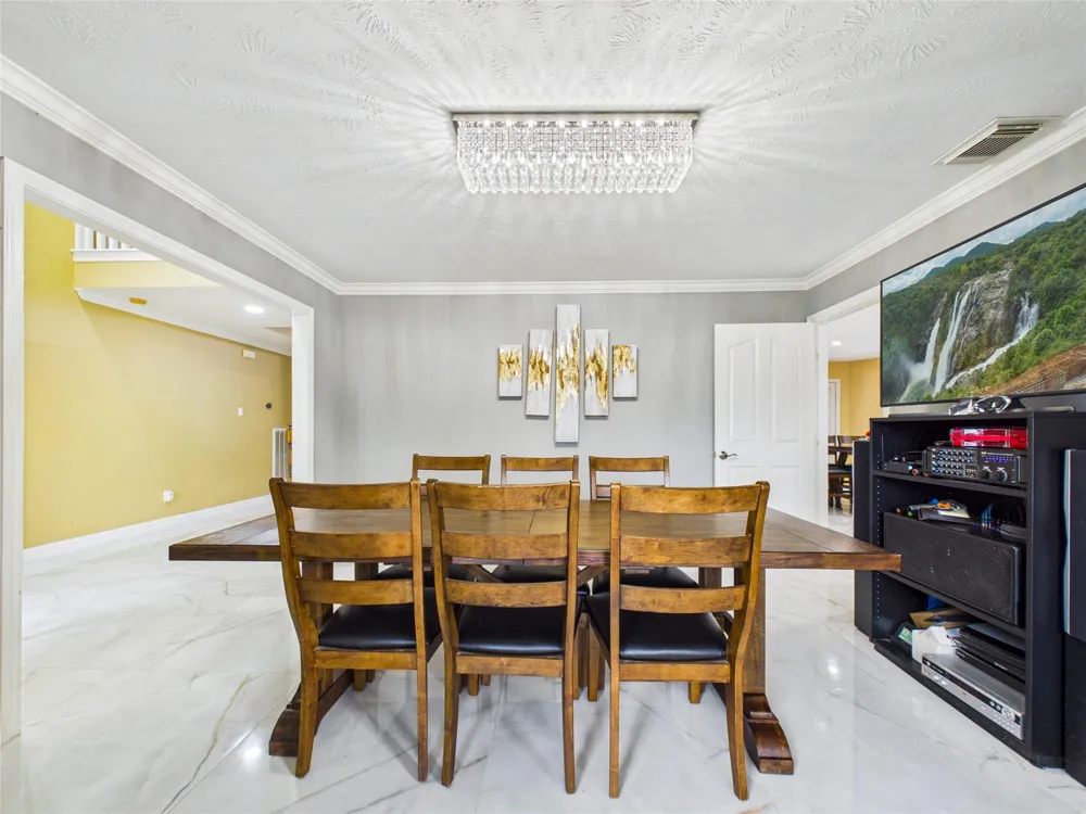 3604 Briscoe Pearland, TX 77584
