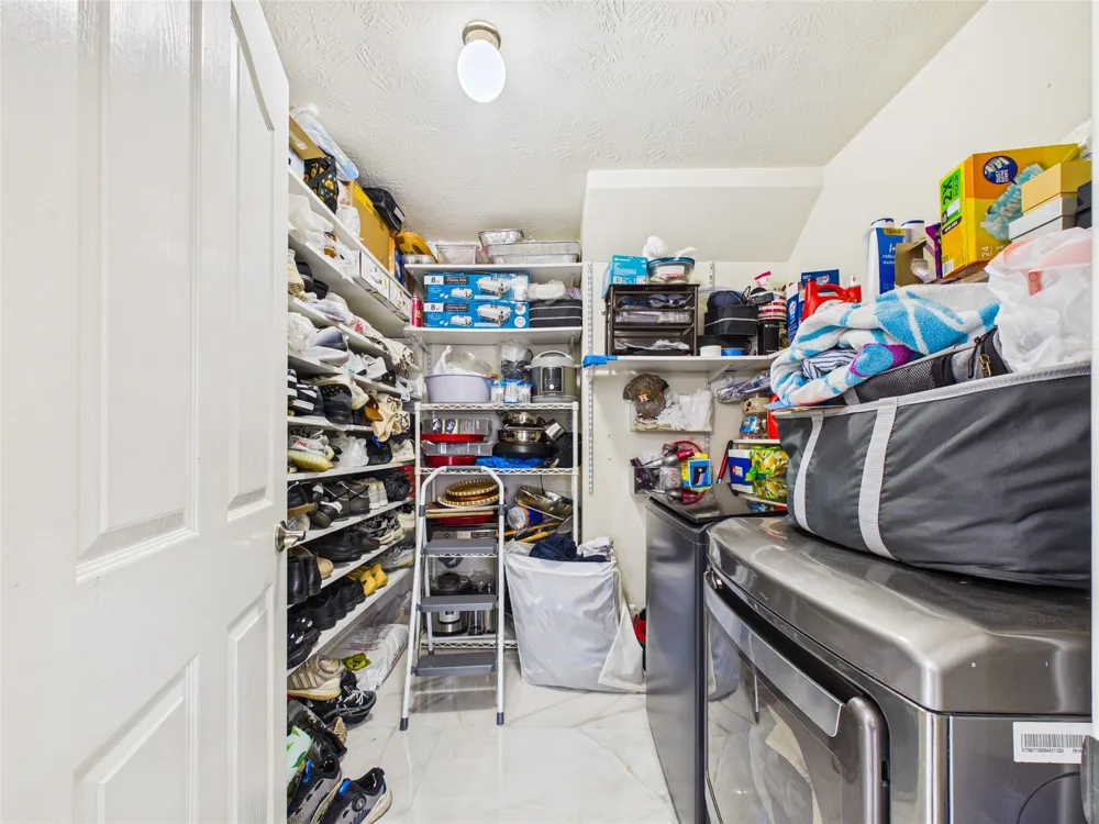 3604 Briscoe Pearland, TX 77584