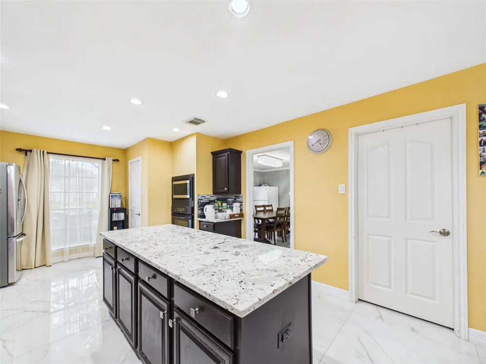 3604 Briscoe Pearland, TX 77584