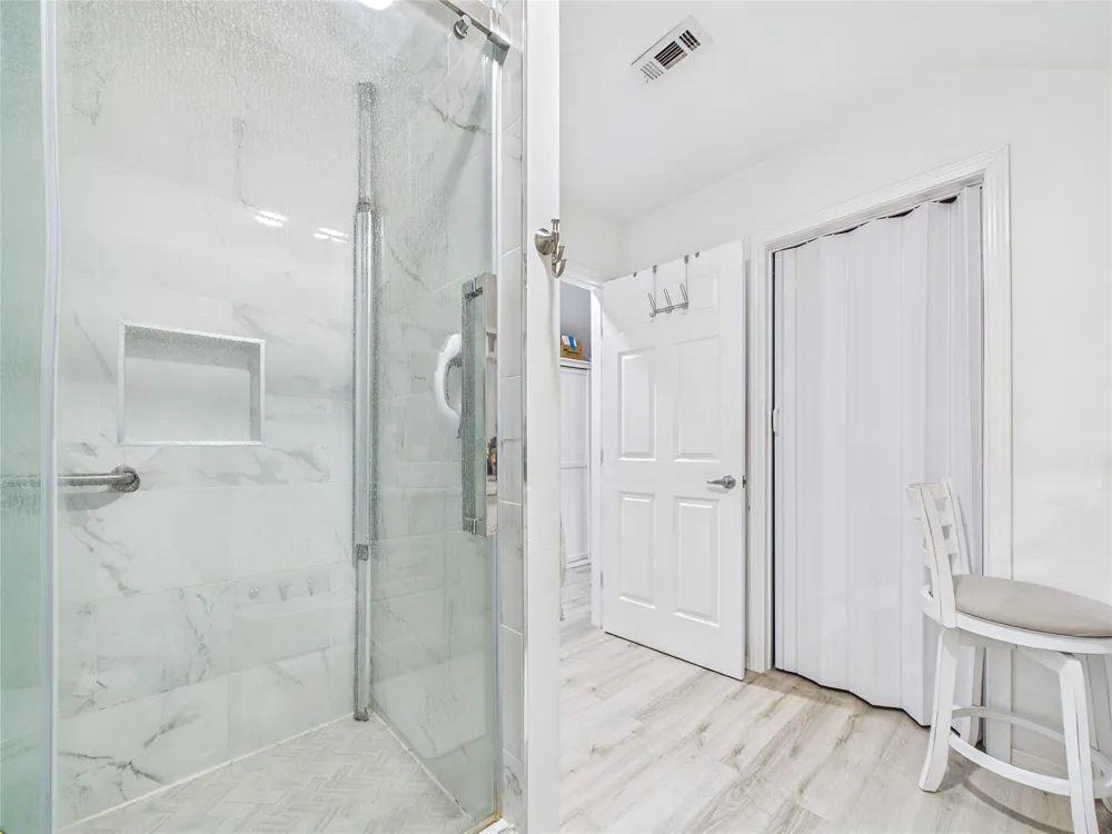 3604 Briscoe Pearland, TX 77584