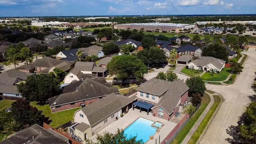3604 Briscoe Pearland, TX 77584