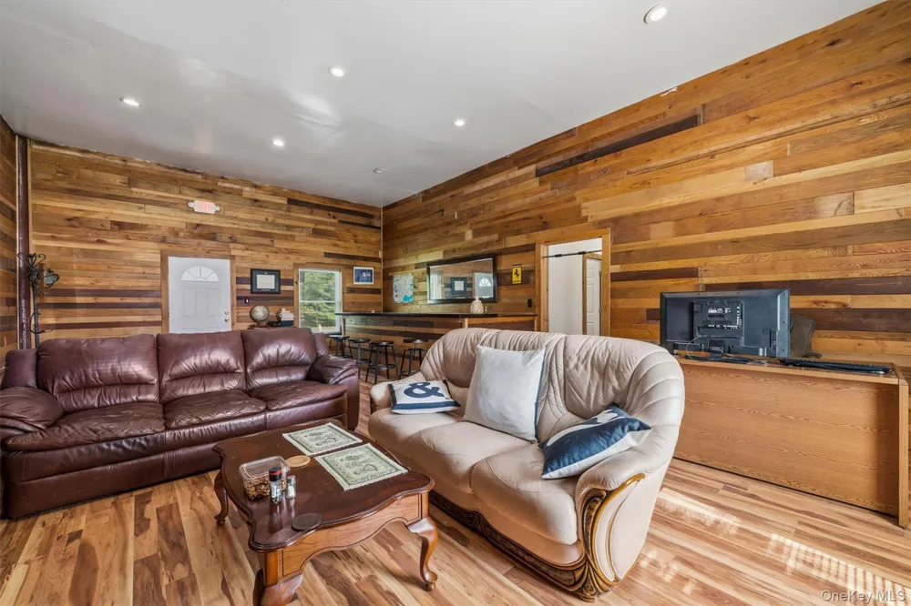 13 Creamery Road Livingston Manor, NY 12758