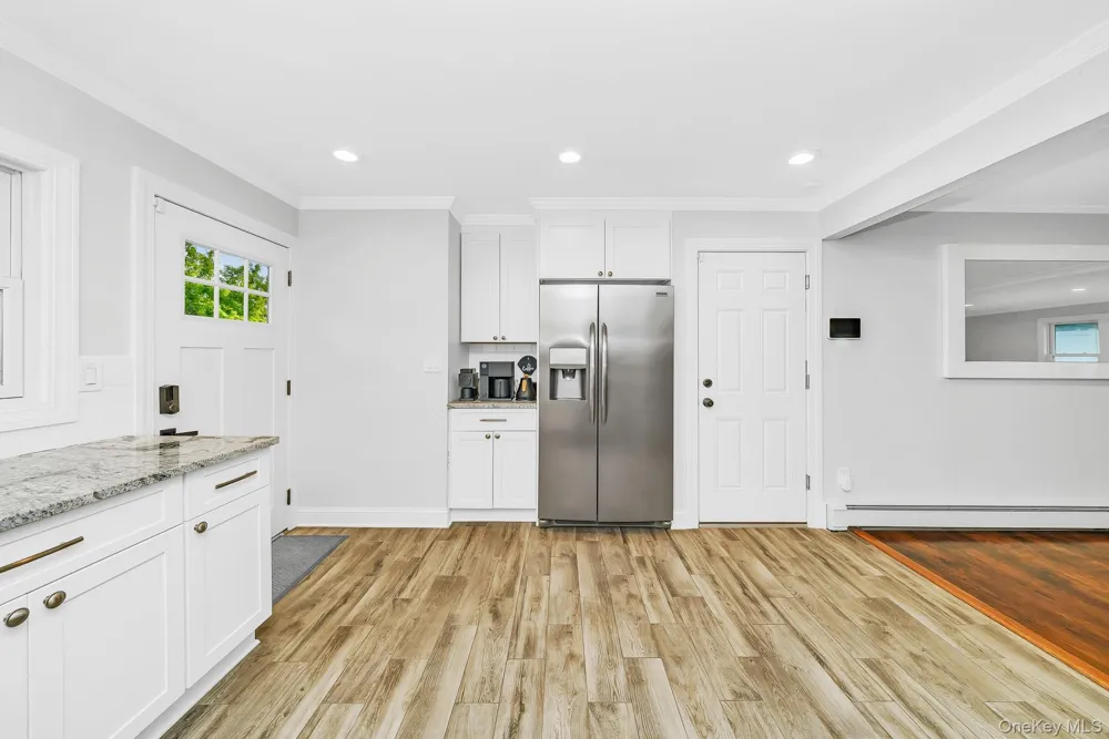 12 Squirrel Lane Levittown, NY 11756