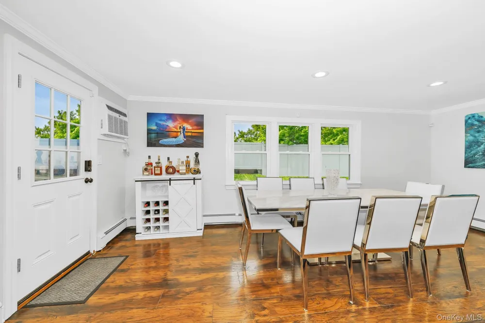 12 Squirrel Lane Levittown, NY 11756