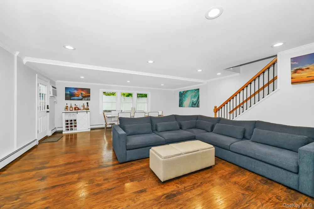 12 Squirrel Lane Levittown, NY 11756