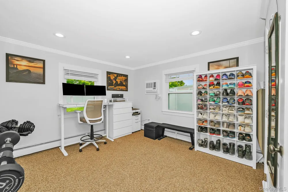 12 Squirrel Lane Levittown, NY 11756