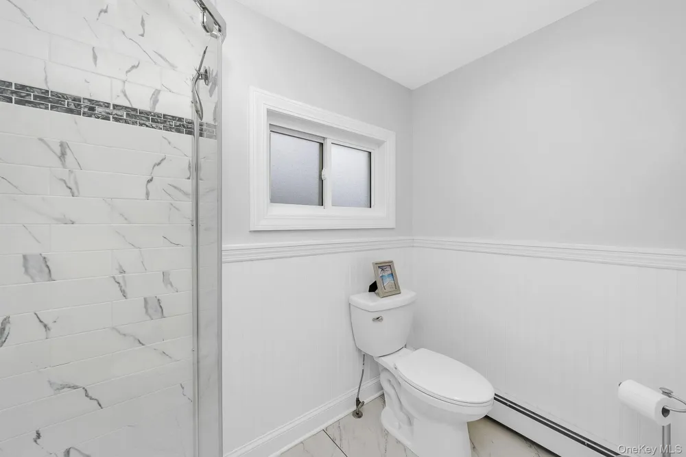 12 Squirrel Lane Levittown, NY 11756