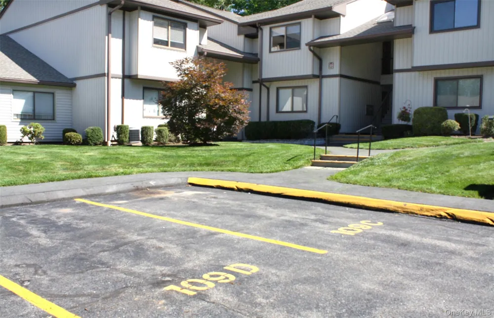 109 Village Road #D Yorktown Heights, NY 10598