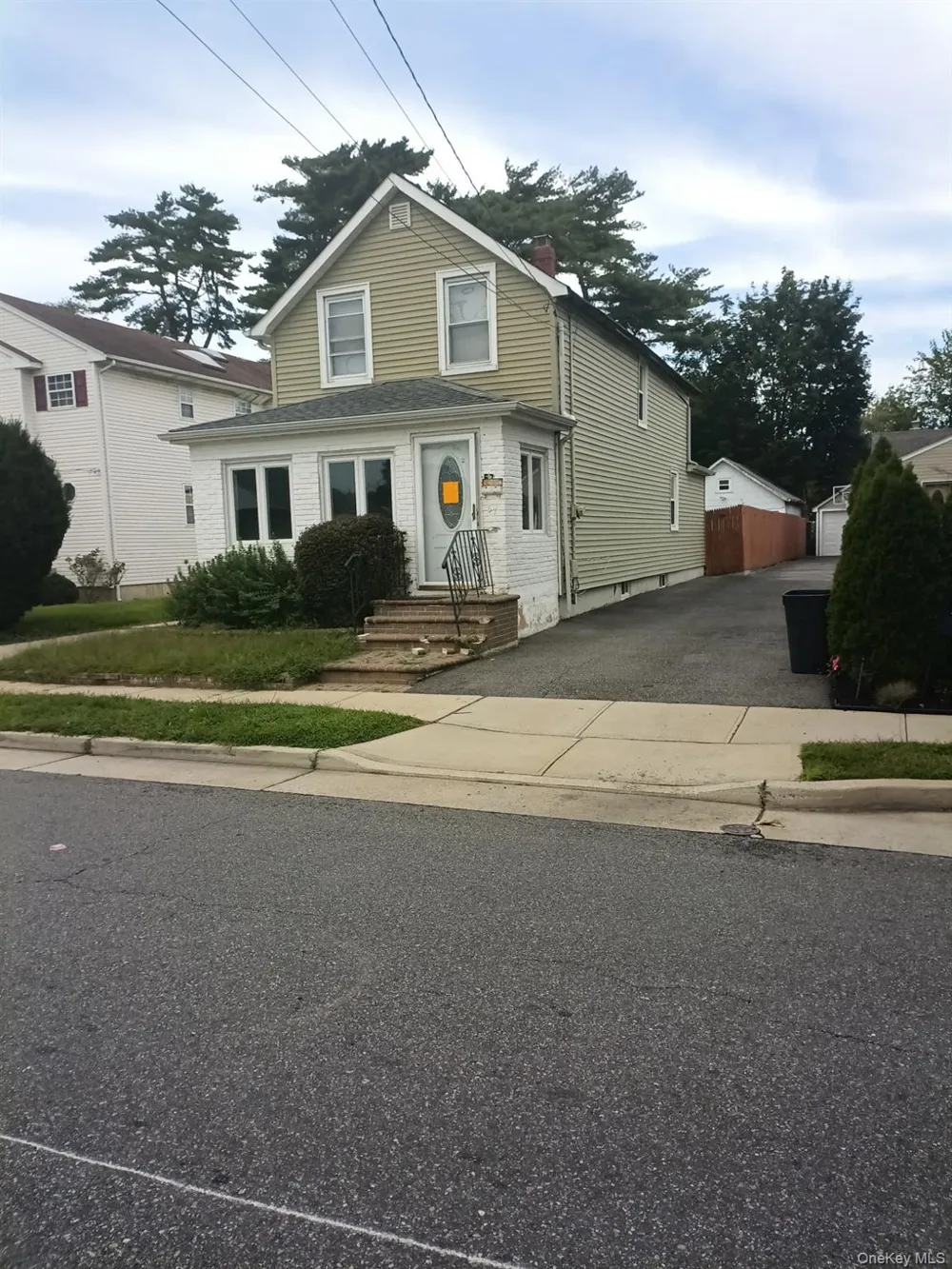 57 Robinwood Avenue Hempstead, NY 11550