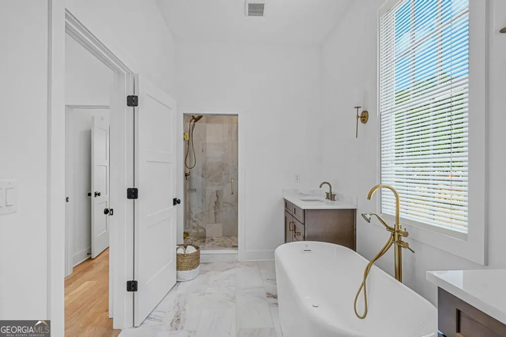 930 Laurel Brooke AVE Peachtree City, GA 30269