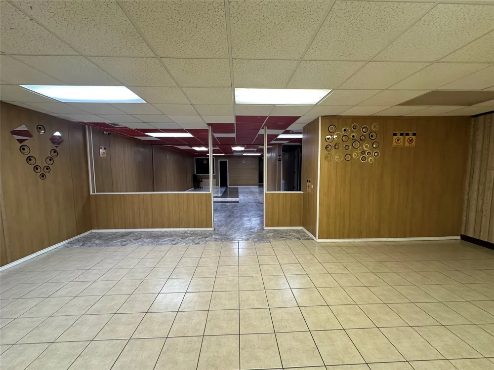 9513 Burnet Road Austin, TX 78758