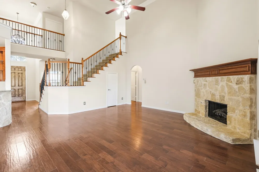 8224 Summerview Court Fort Worth, TX 76123