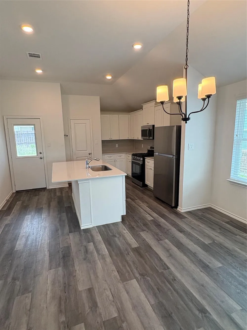 94 County Road 5102 A Cleveland, TX 77327
