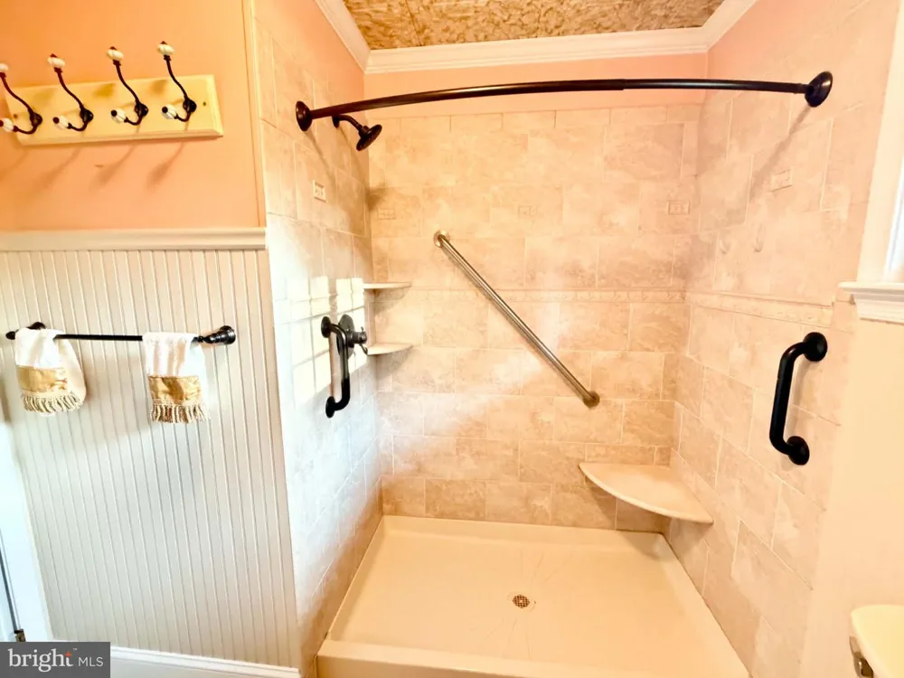 454 FLORENCE BOULEVARD Williamstown, NJ 08094