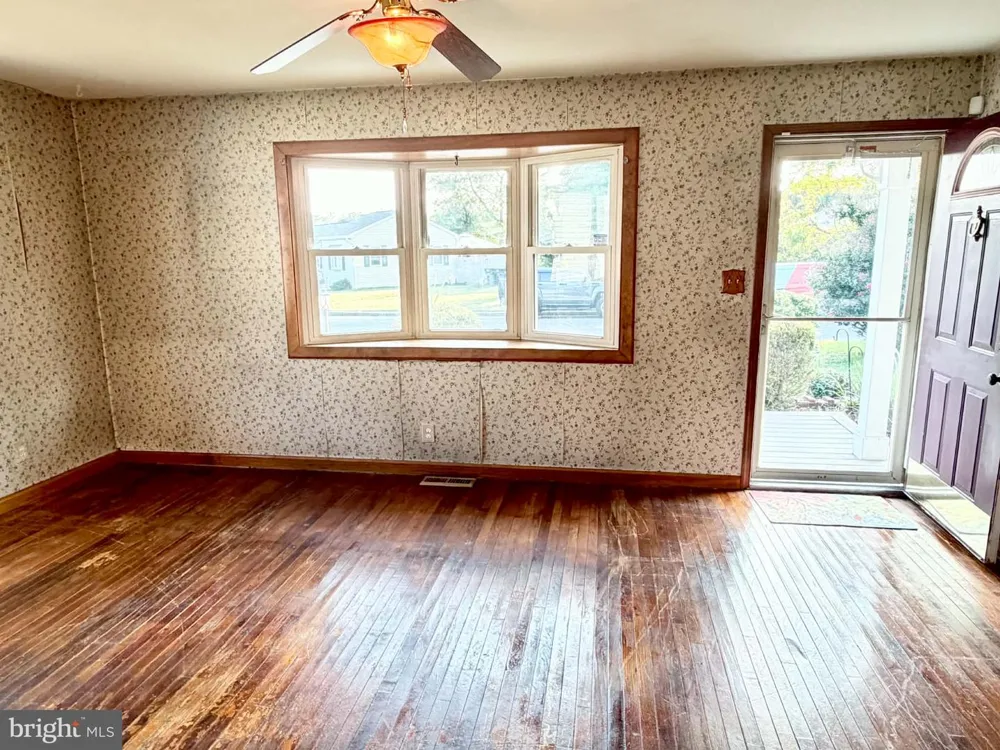 454 FLORENCE BOULEVARD Williamstown, NJ 08094