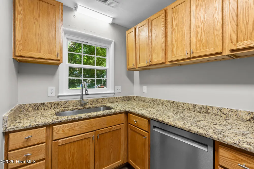 130 King George Court Jacksonville, NC 28546