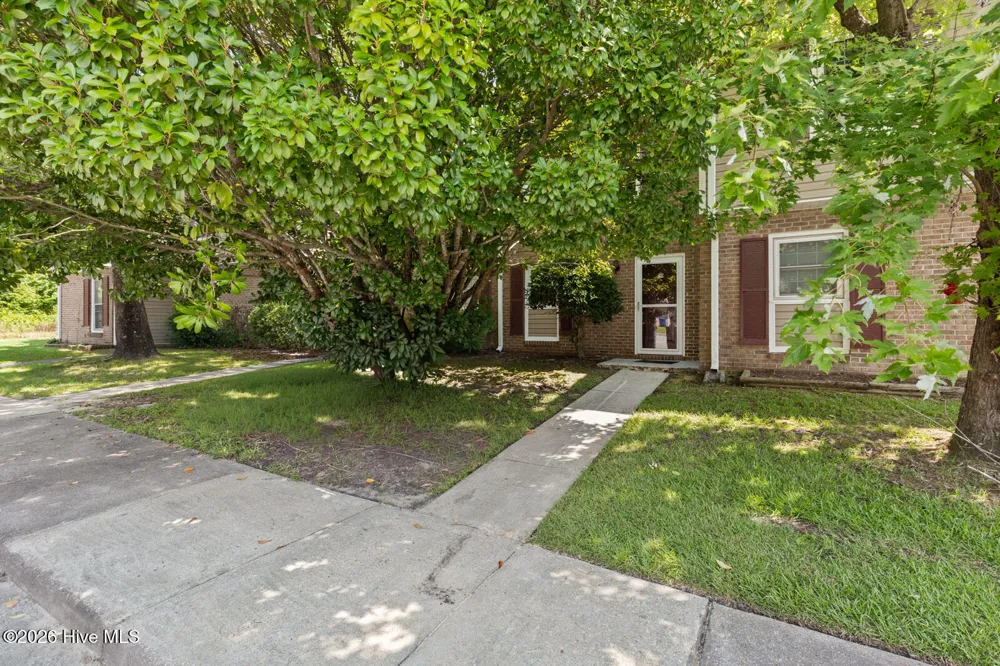 130 King George Court Jacksonville, NC 28546
