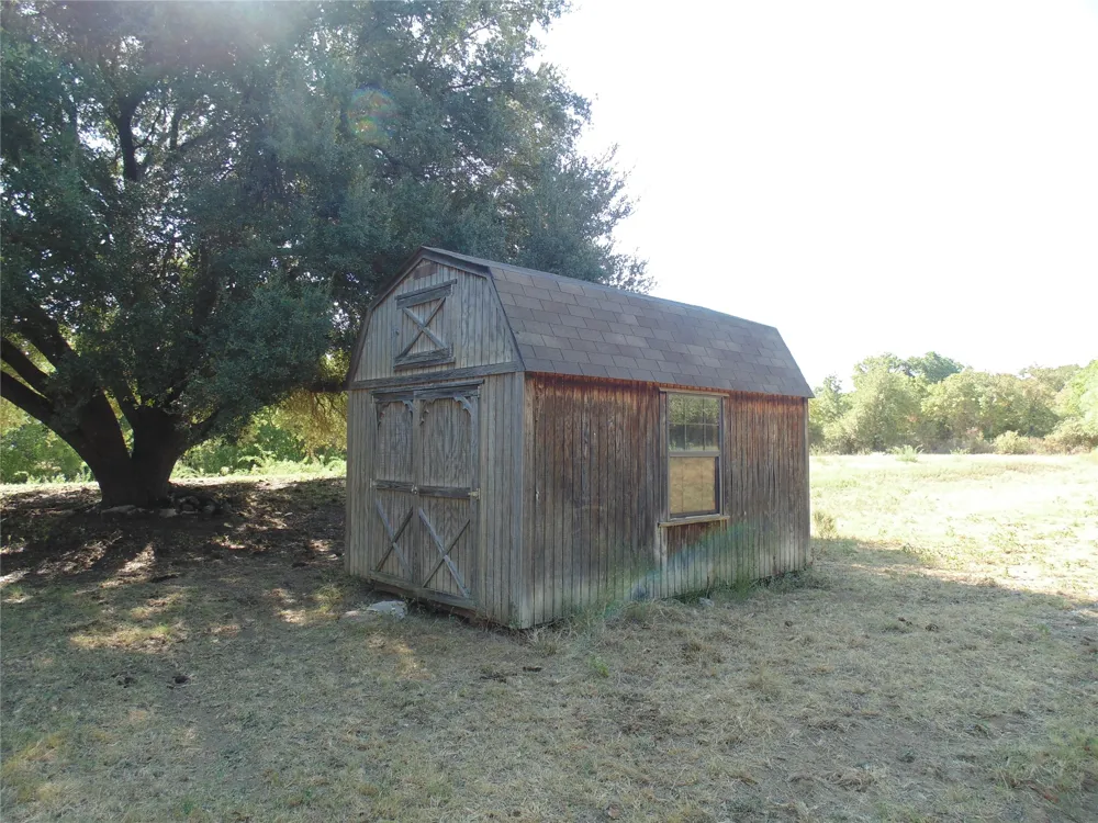 699 County Road 260 Gustine, TX 76455