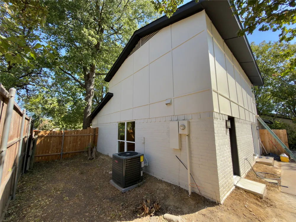 1834 Caldwell Garland, TX 75041