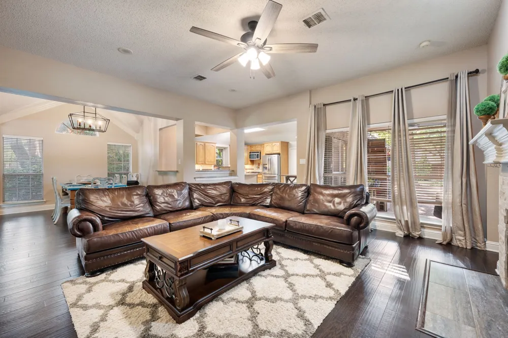 400 Watters Crossing Court Allen, TX 75013