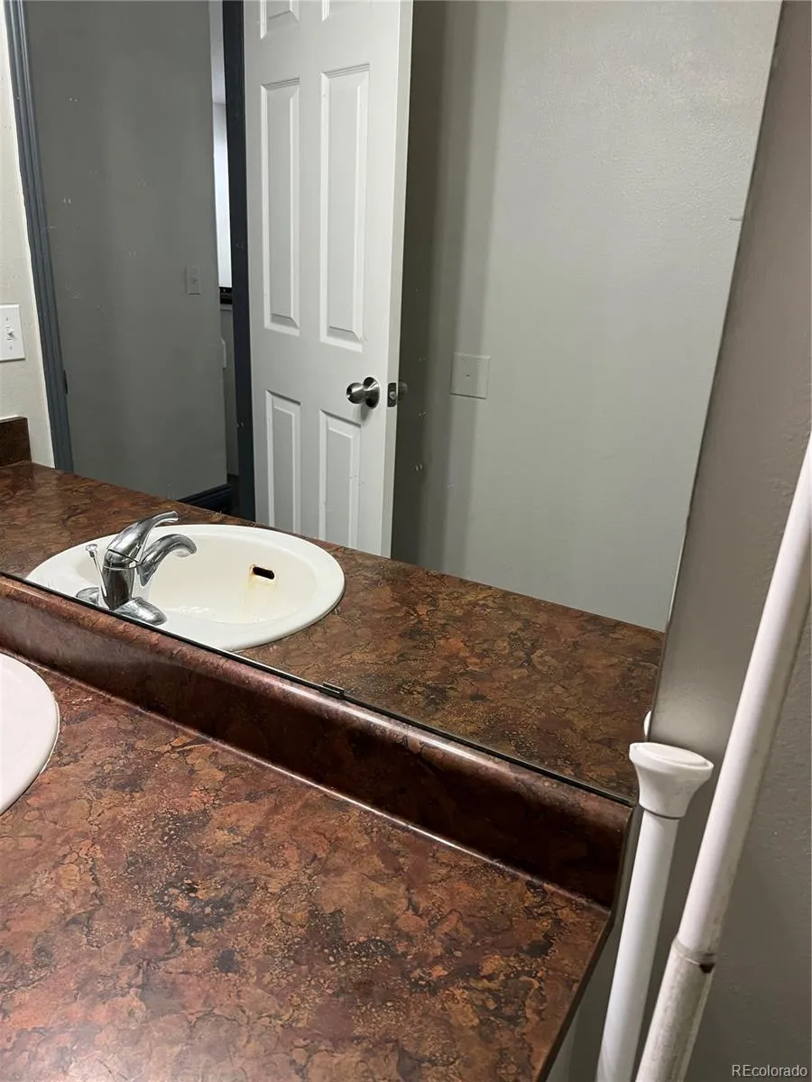 3796 S Ceylon Way Aurora, CO 80013