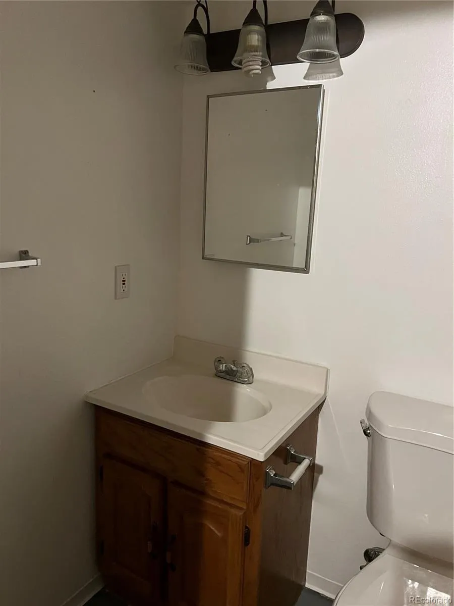 3796 S Ceylon Way Aurora, CO 80013