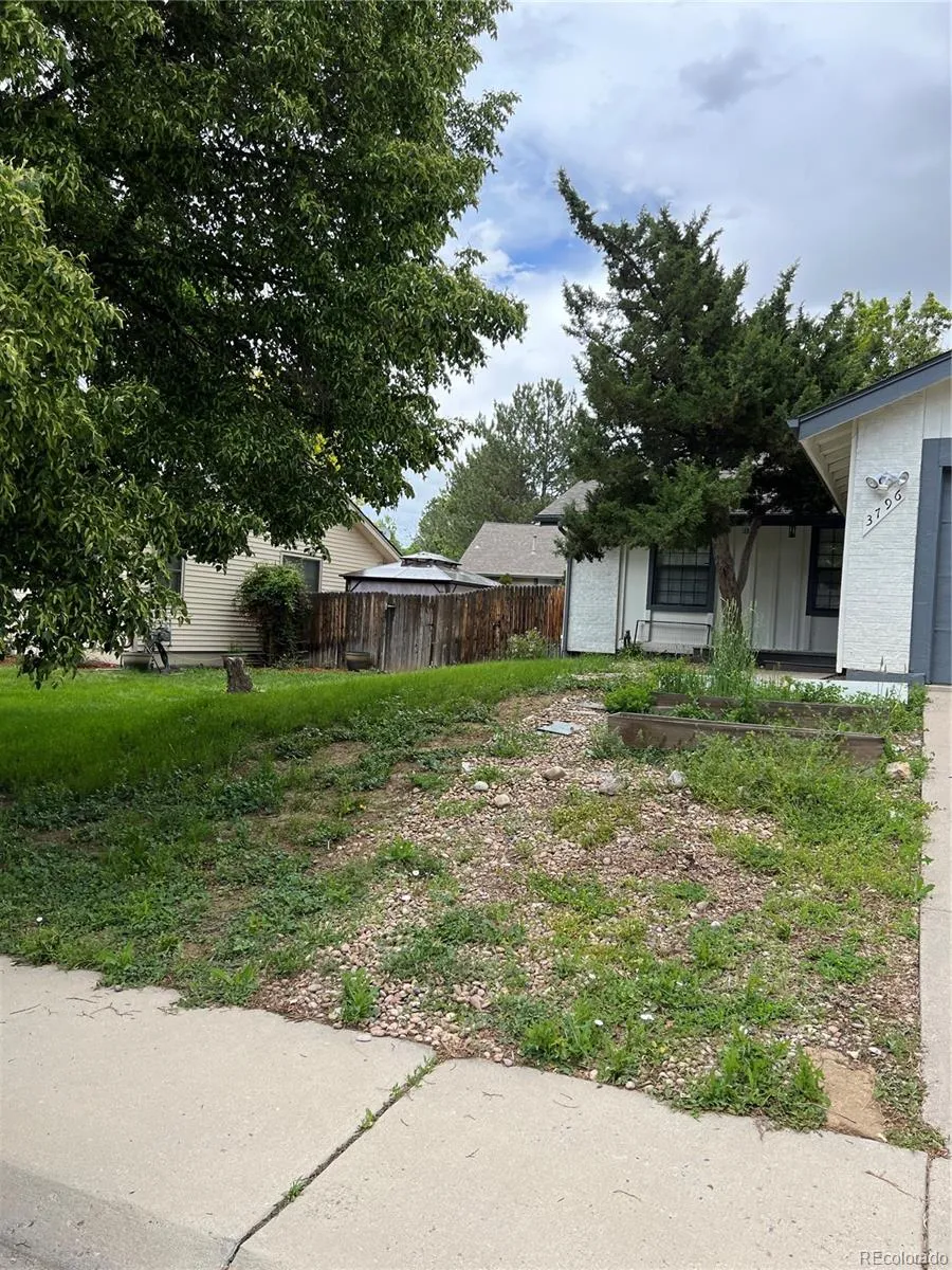 3796 S Ceylon Way Aurora, CO 80013