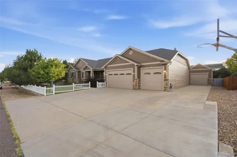 8663 S Wadsworth Court