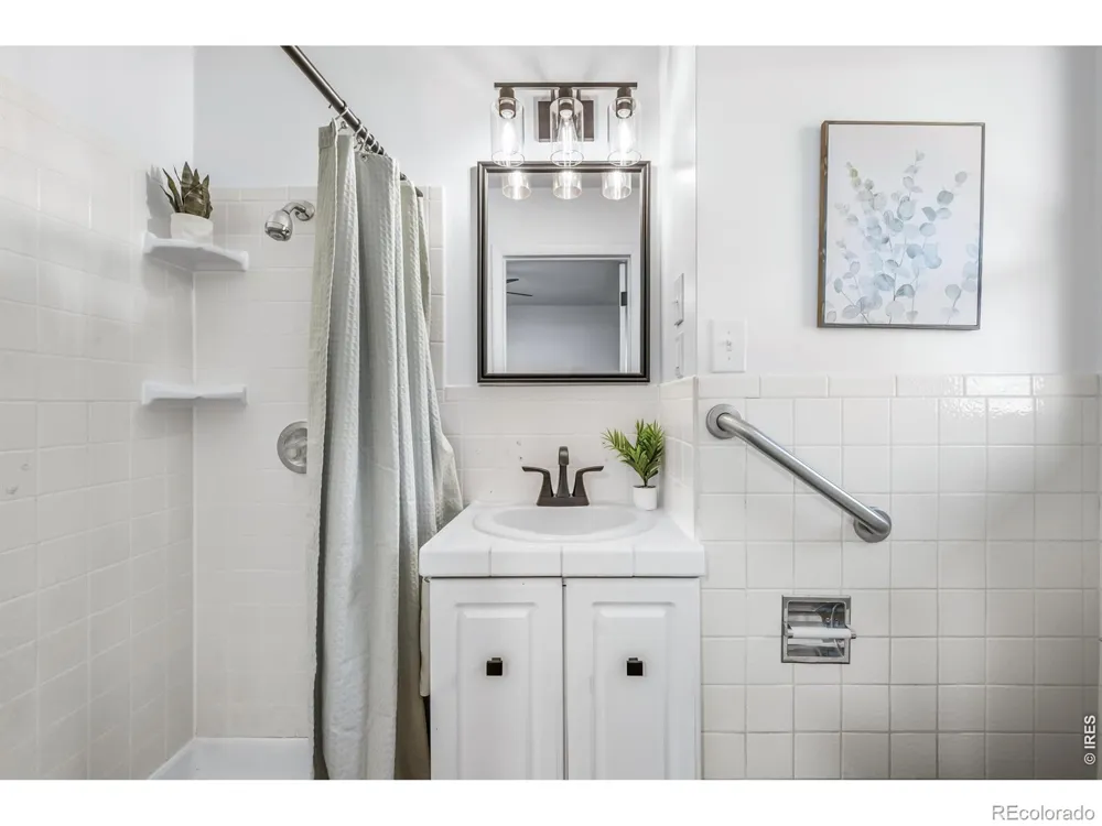 1815 Collyer Street Longmont, CO 80501