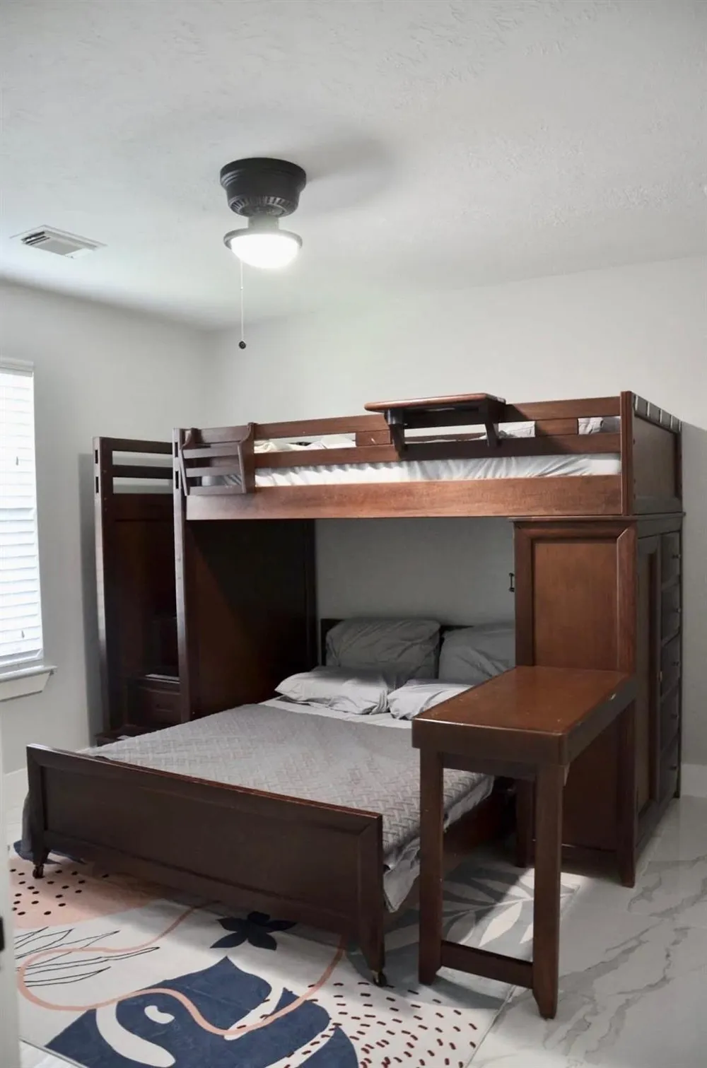 15 Thicket Grove Place Conroe, TX 77385