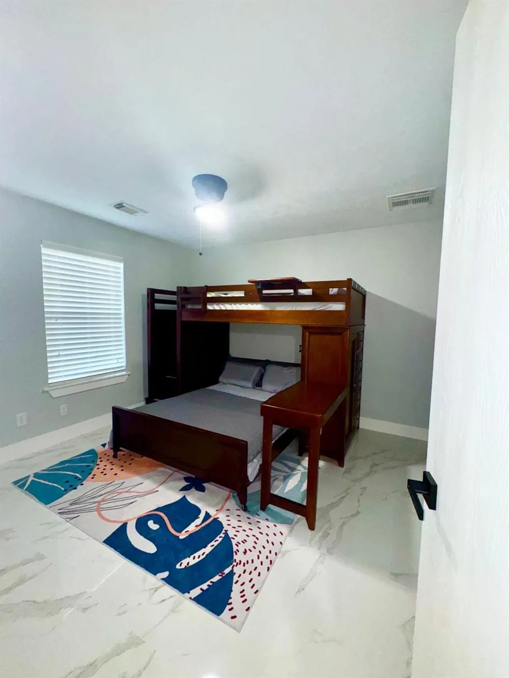 15 Thicket Grove Place Conroe, TX 77385