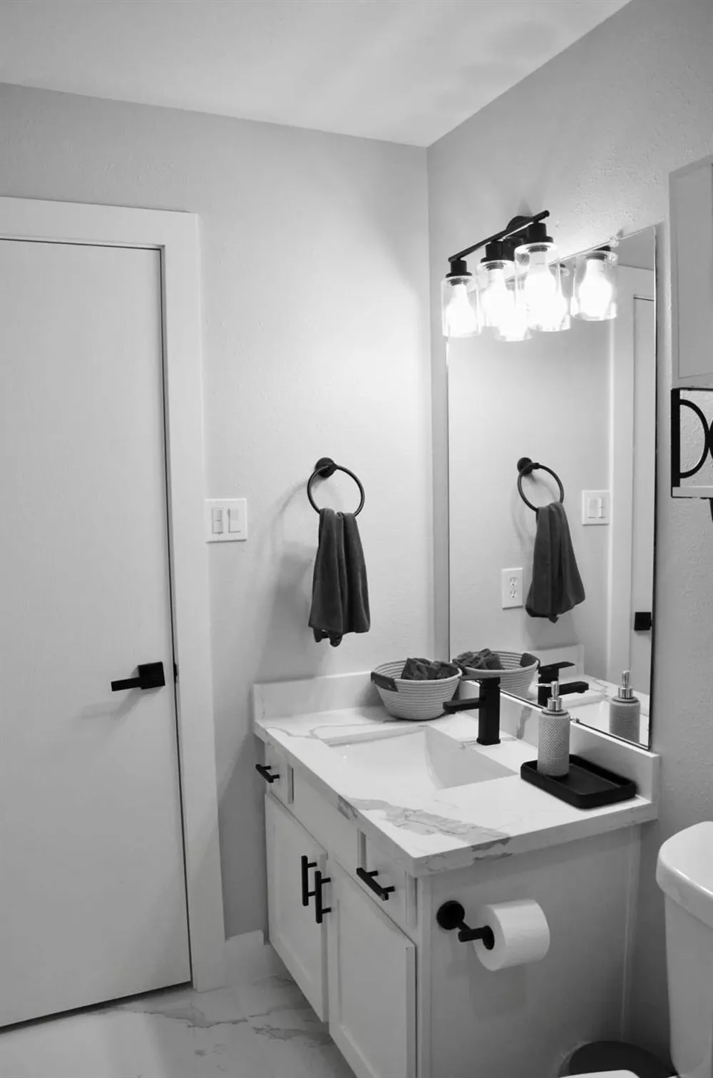 15 Thicket Grove Place Conroe, TX 77385