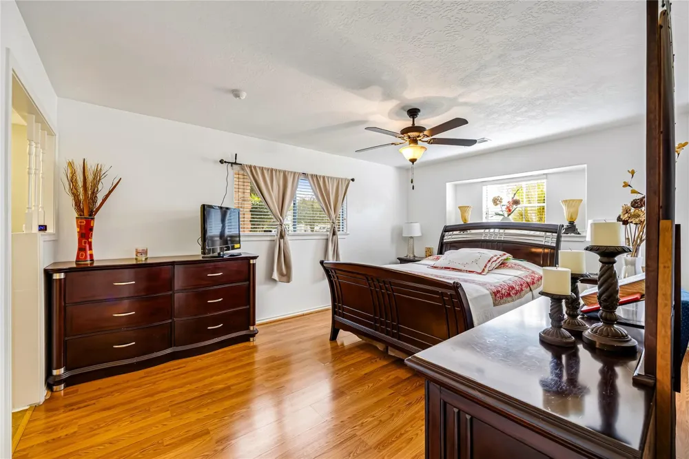 13619 Whitchurch Way Houston, TX 77015