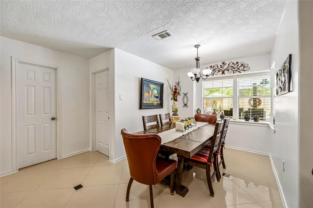 13619 Whitchurch Way Houston, TX 77015
