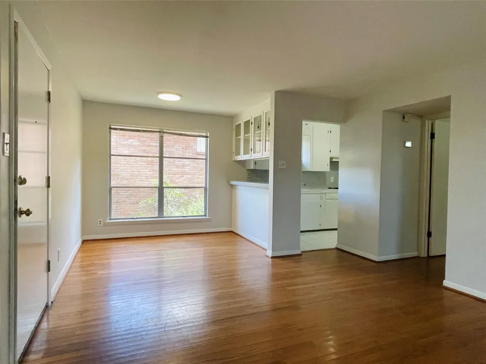 3420 Mount Vernon Street #13 Houston, TX 77006